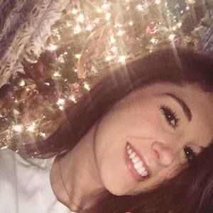 Meet your Posher, Caitlyn